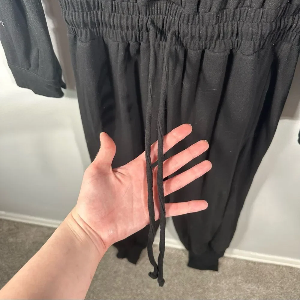 Evereve Black Myra Zip-Front Jogger Jumpsuit Long Sleeve Size Small Minimalist